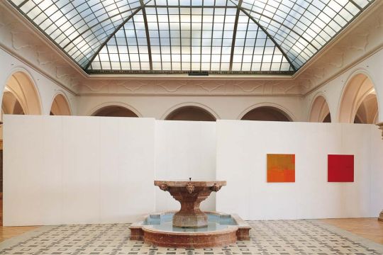 Rathausgalerie, M&uuml;nchen 2002. Foto: Florian Holzherr