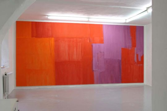 Galerie Rupert Walser, M&uuml;nchen 2003: Ohne Titel, 2003. Acryl/Nessel, 260 x 580 cm